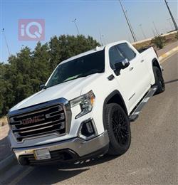 GMC Sierra